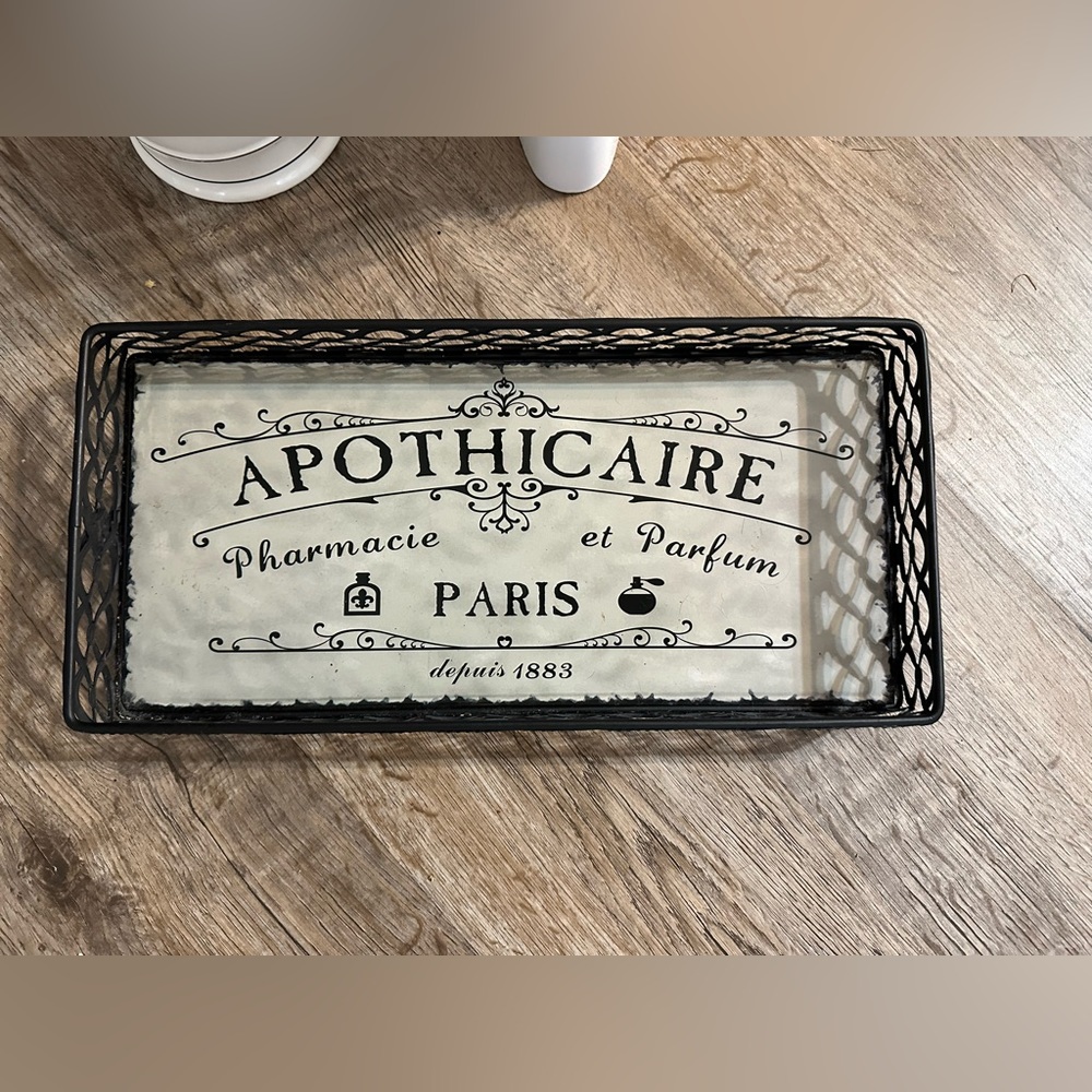 Metal decorative tray.